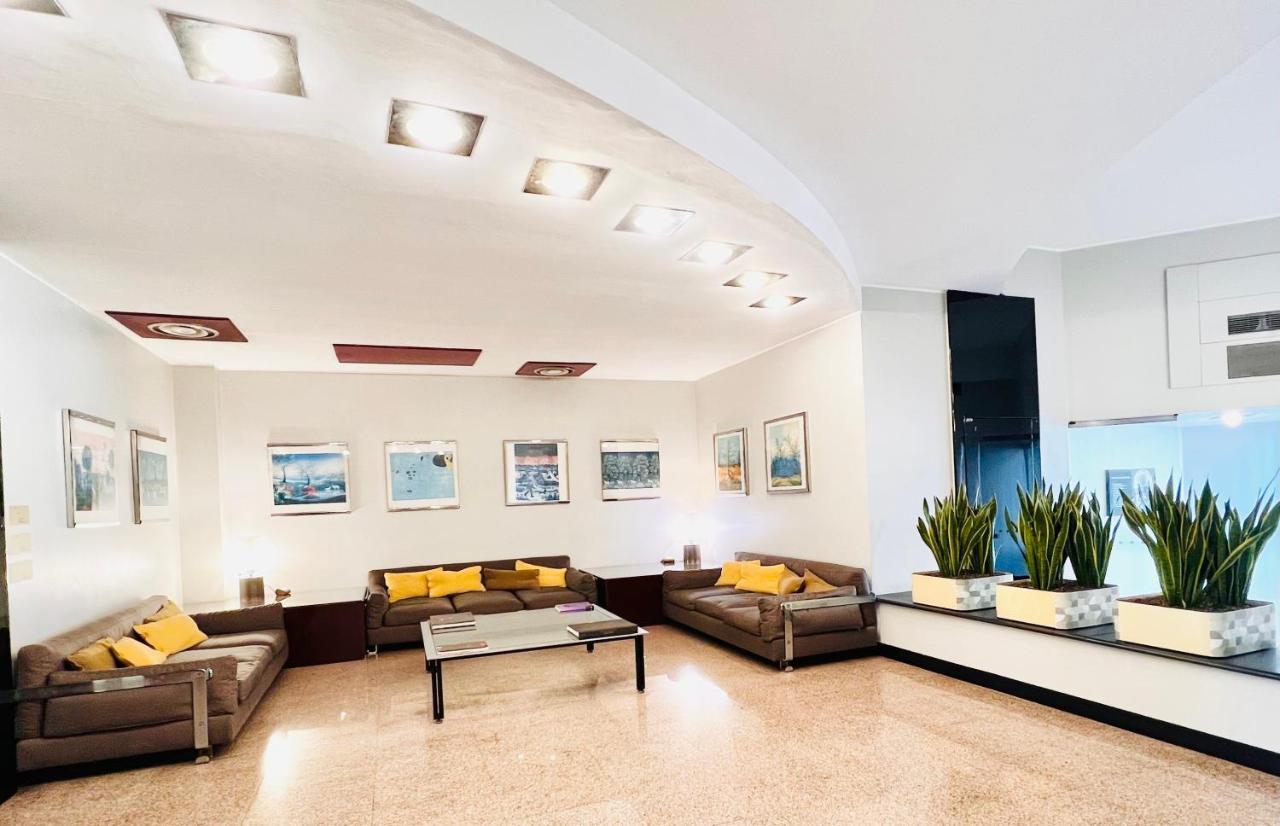 Duomo City Center - Petit Studio Μιλάνο Εξωτερικό φωτογραφία